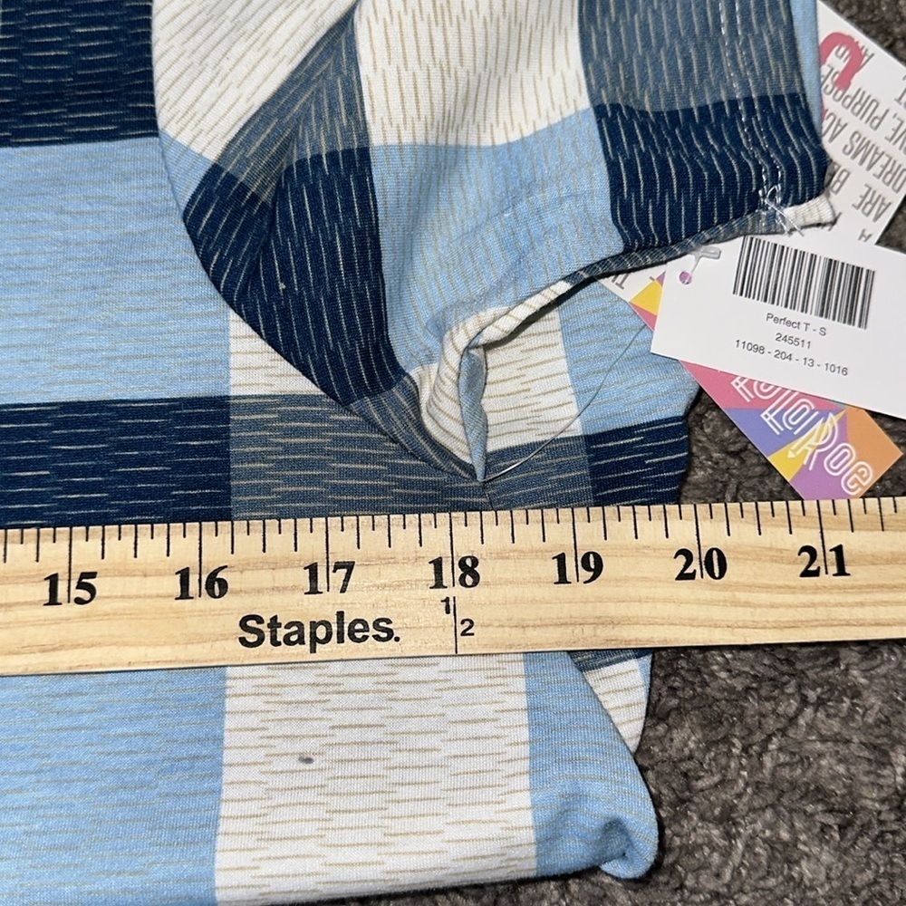 Lularoe Top - Picture 6 of 6